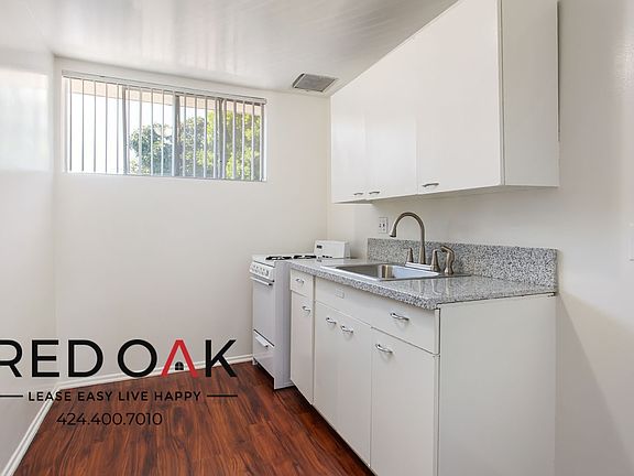 4th image of 12221 Manor Dr #8