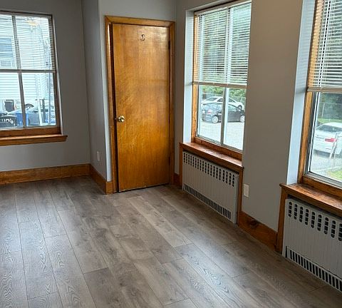5th image of 414 River St APT 1