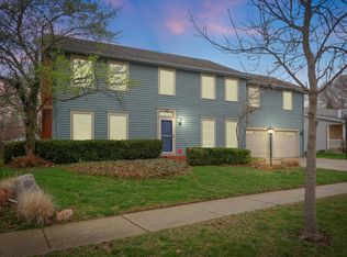 405 N Abbey Rd, Urbana, IL 61802