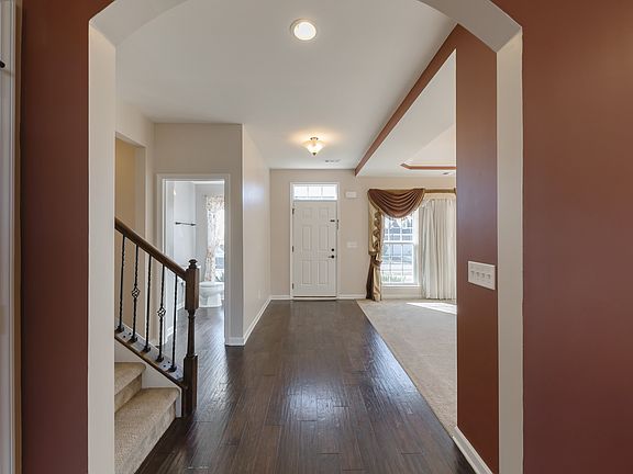 2nd image of 2608 Cortlandt Ct
