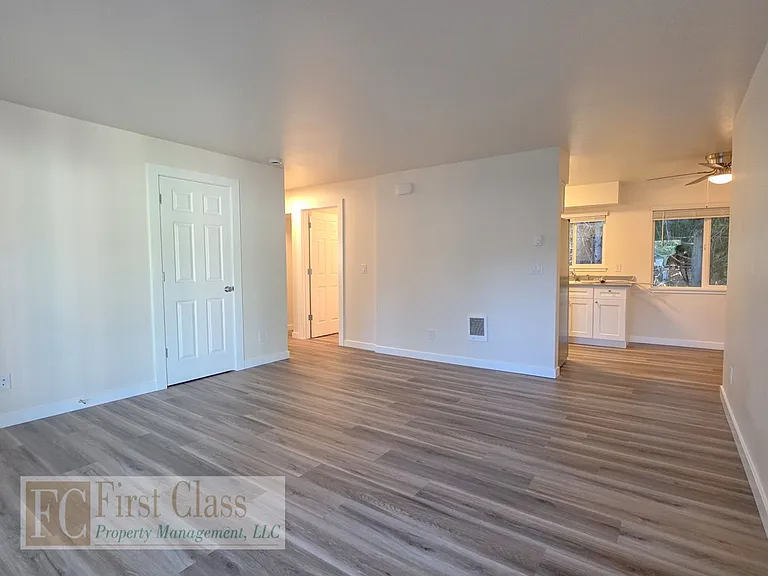 Westview Terrace — Photo 54