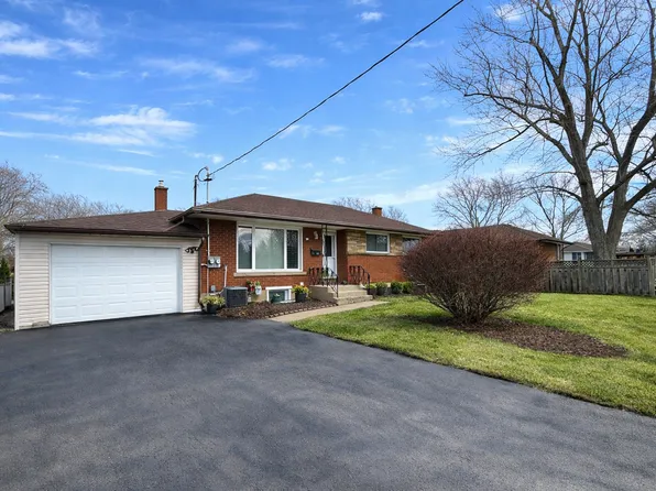 90 Rochelle Dr, Saint Catharines, ON L2M 2Y6