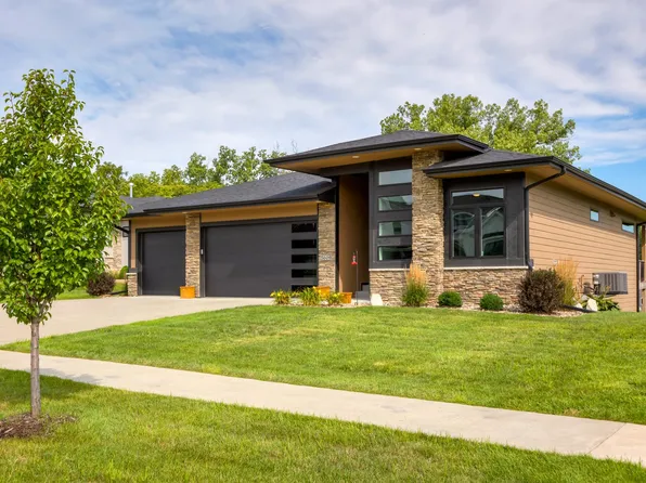 5609 Rose Ave, Des Moines, IA 50321