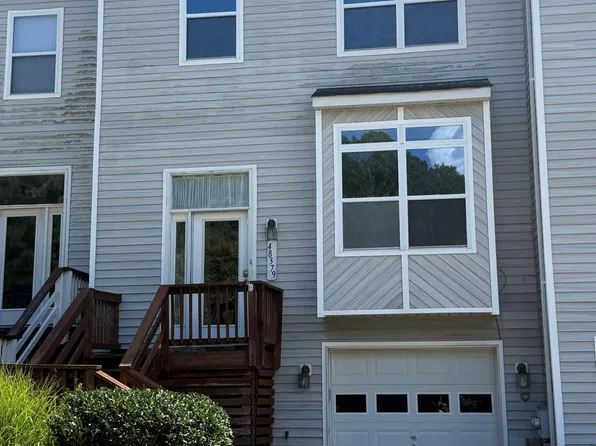 48379 Surfside Dr, Lexington Park, MD 20653