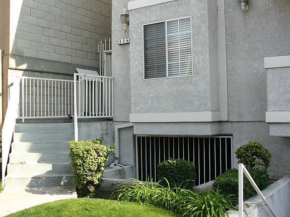 3rd image of 336 E Verdugo Ave APT 106