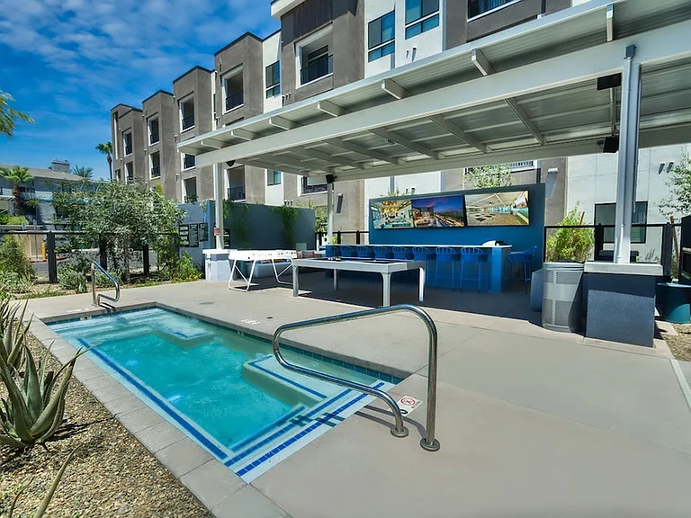 Callia Exterior Amenities 15