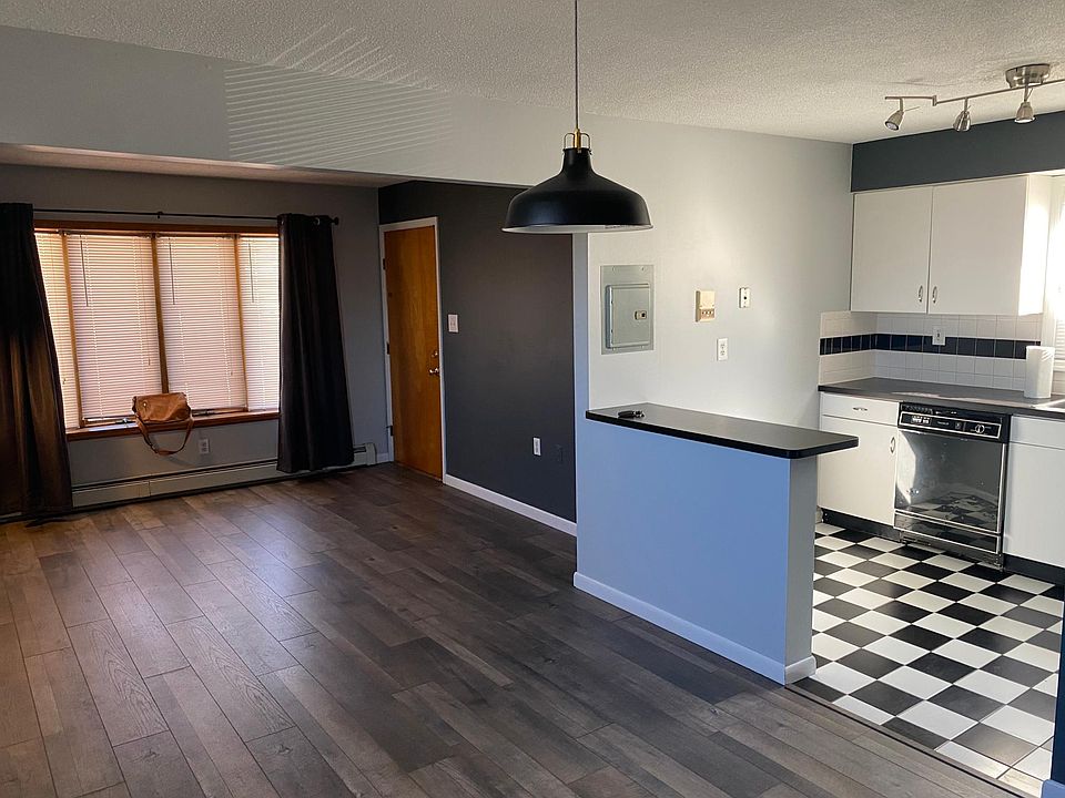2nd image of 921 21st St Floor 2