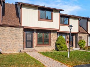 6650 Falconer Dr #18, Mississauga, ON L5N 1B5