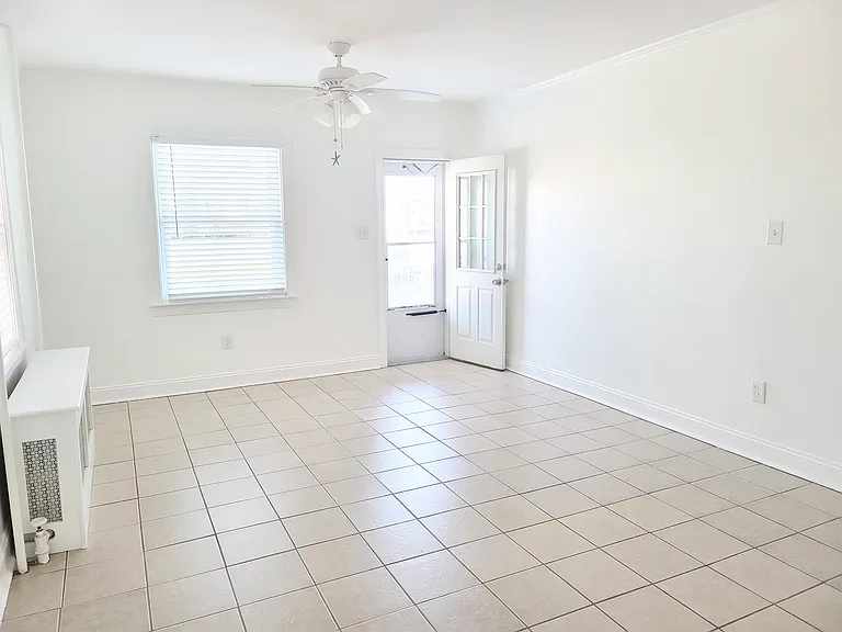 4109 South Blvd — Photo 11