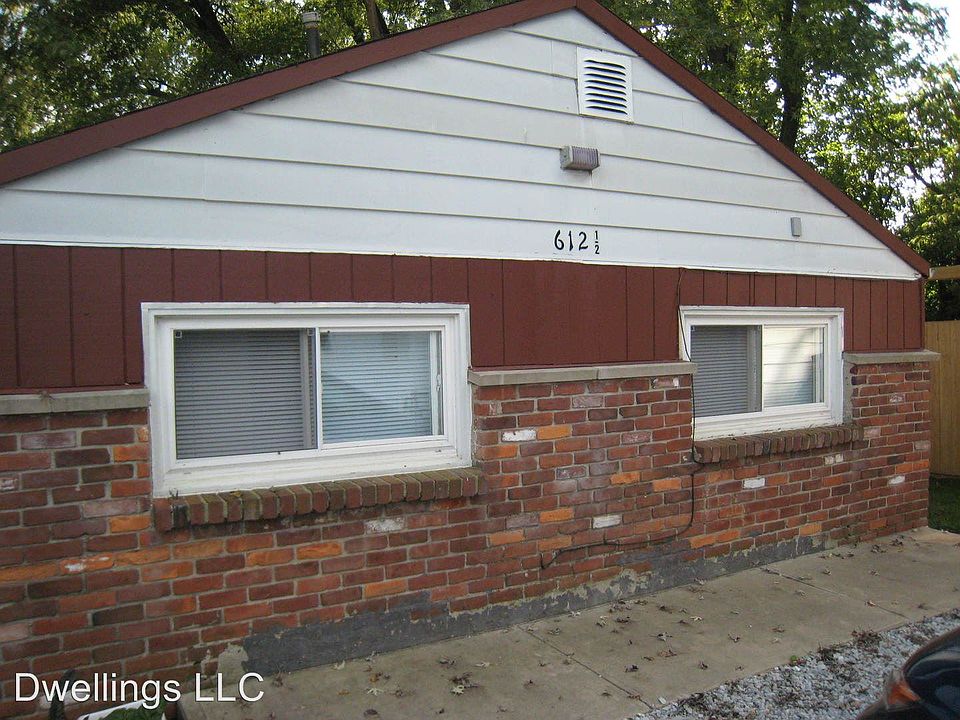 1st image of 612 1/2 E Hillside Dr