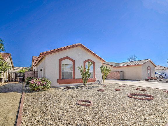 4th image of 8619 W Aster Dr