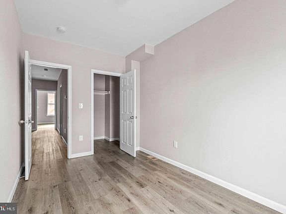 5th image of 2815 E Madison St