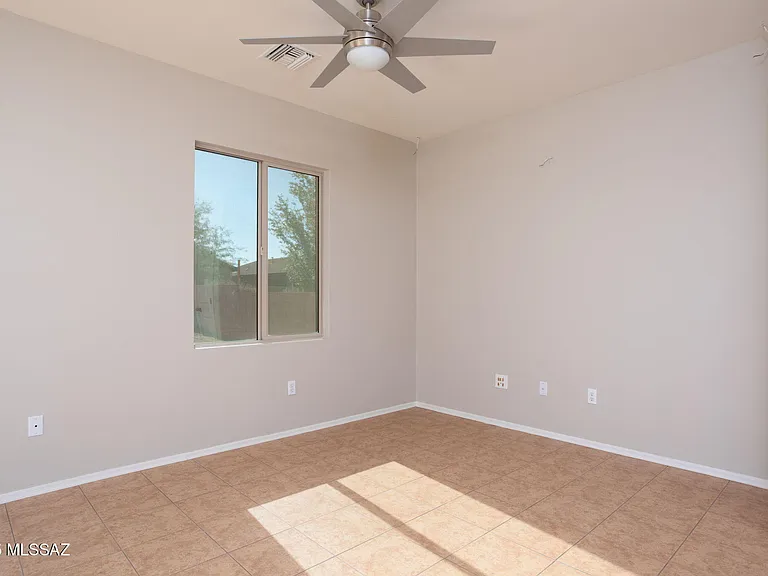 12073 W Hailey Ln — Photo 8