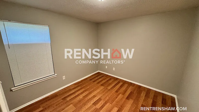 2 bed, 2.0 bath, 1040 sqft, $950 — Photo 2
