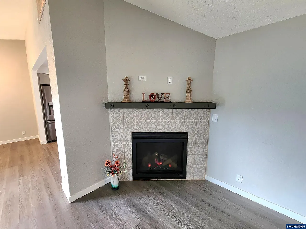 3 bed, 1219 sqft, $2,485 — Photo 1