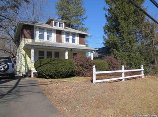 49 S Chestnut St, New Paltz, NY 12561