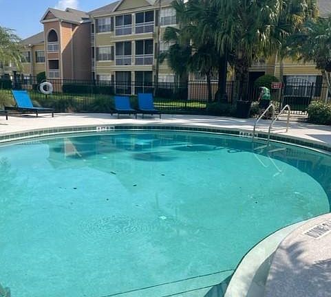 3rd image of 5000 Park Central Dr #232
