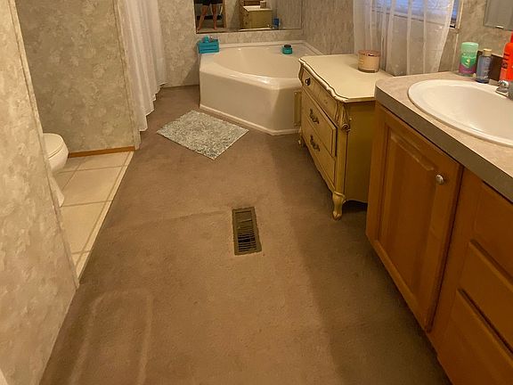 4th image of 5570 W Fm 1753