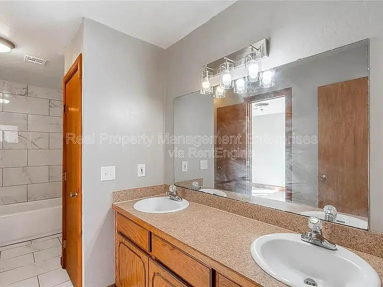 3633 N Youngs Blvd — Photo 14