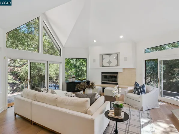 11 Redwood Cir, Lafayette, CA 94549