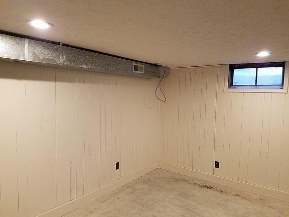 5th image of 6632 S 86th St