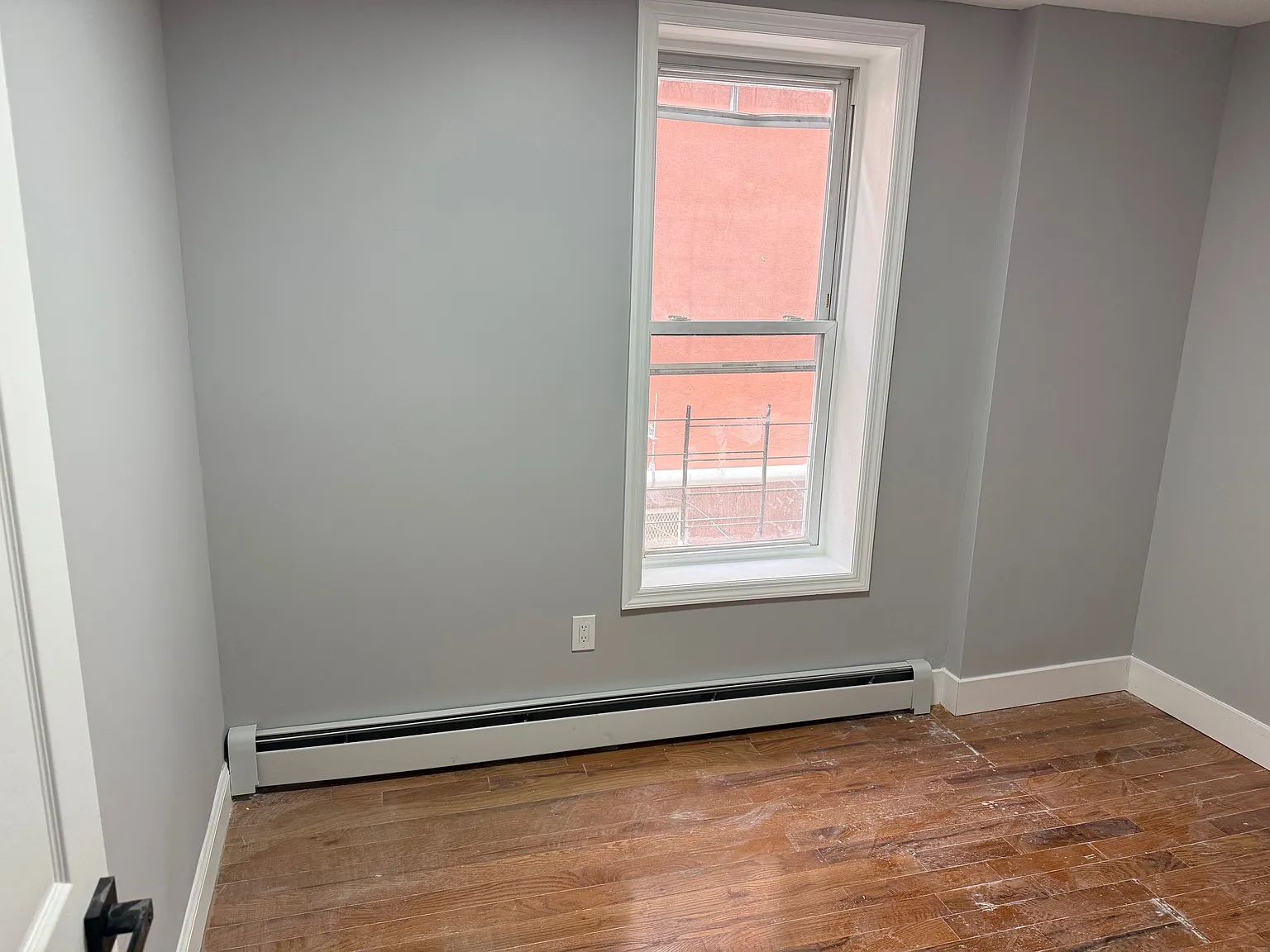 4 bed, 1200 sqft, $4,000 — Photo 3