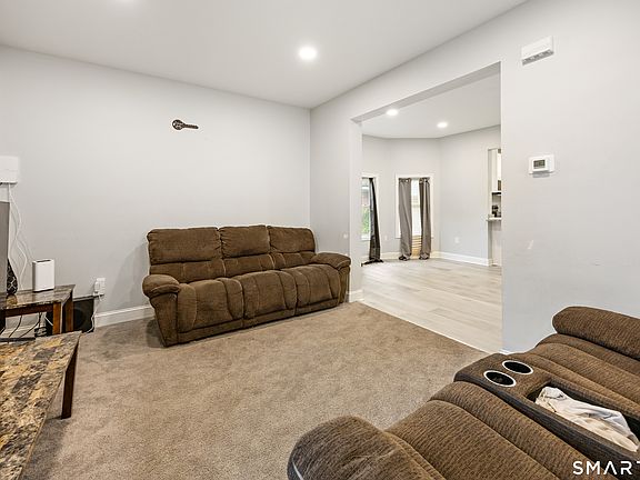 4th image of 12 Columbus Avenue