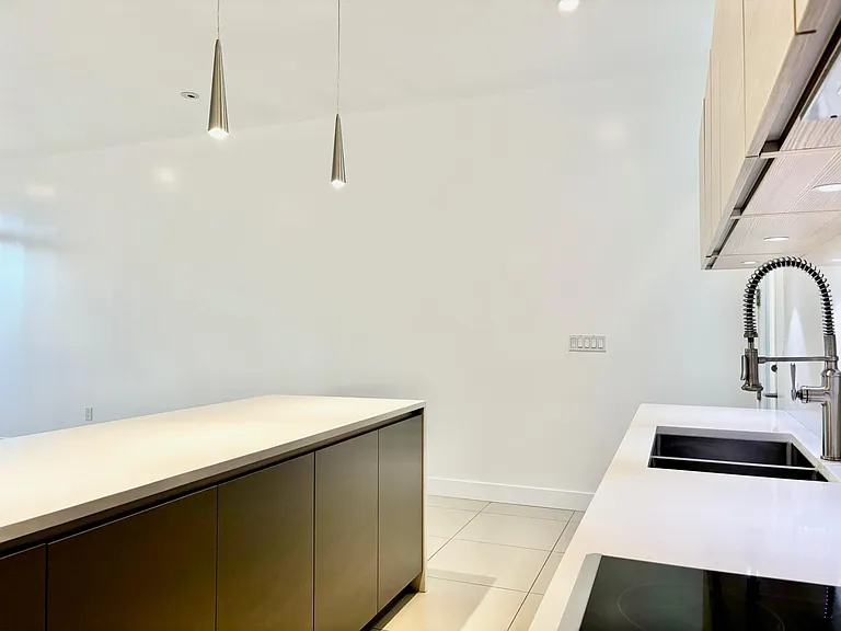 7301 E Minnezona Ave #1006 — Photo 11