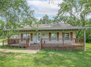 17607 E 227th St, Harrisonville, MO 64701
