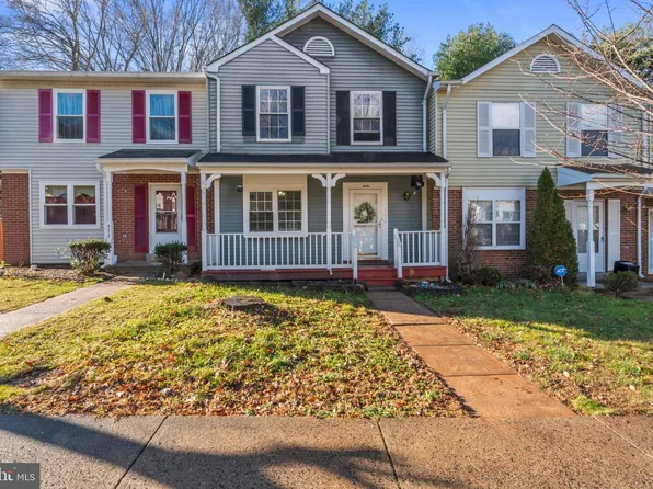 4219 Gibson Ct, Woodbridge, VA 22193