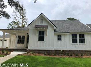 746 Boundary Dr, Fairhope, AL 36532