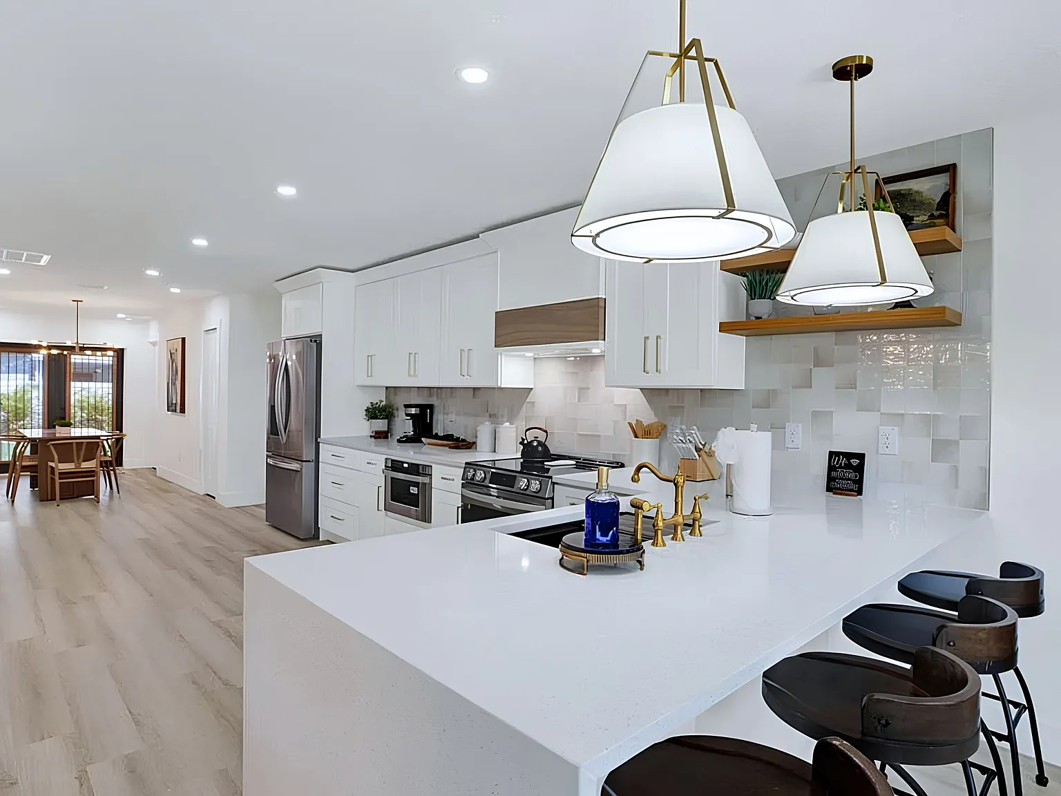 2 bed, 1360 sqft, $3,800 — Photo 3