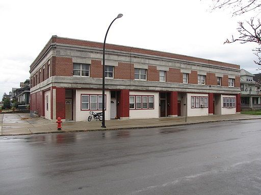 1st image of 125 Virgil Ave #1