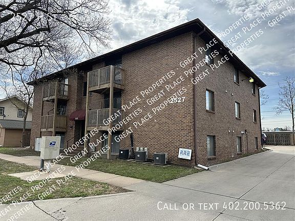 2nd image of 2527 H St #6