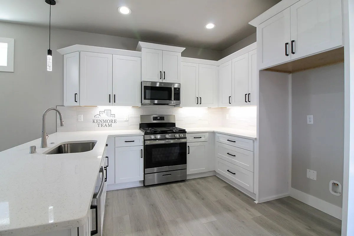 Building Photo - 723 Rio Vista Loop