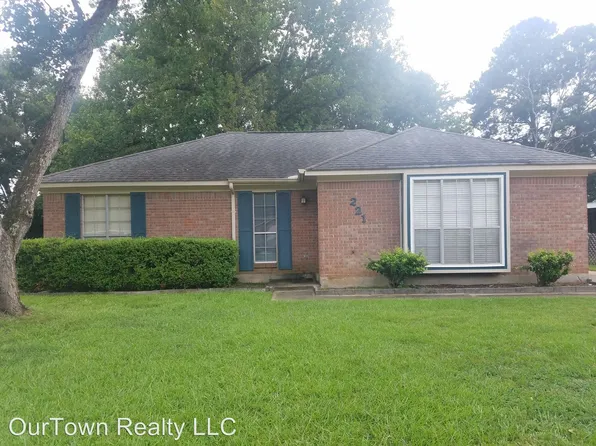 221 Townsend Dr, Montgomery, AL 36117