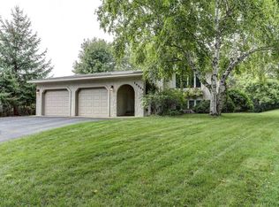 14333 Guthrie Ave, Apple Valley, MN 55124