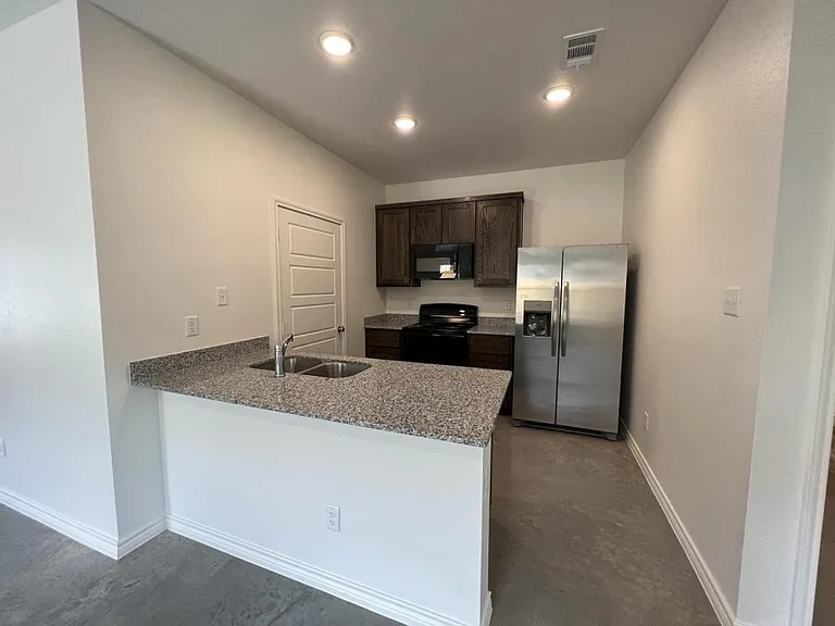 113 Wind Ridge Dr #B — Photo 8