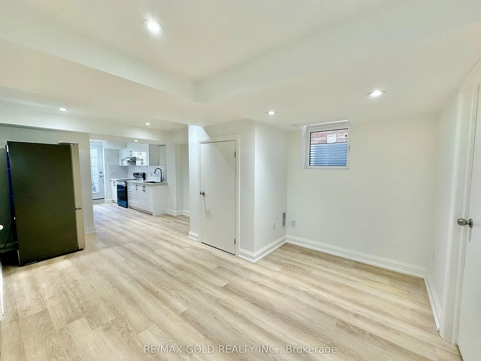 1 bed, $1,699 — Photo 3