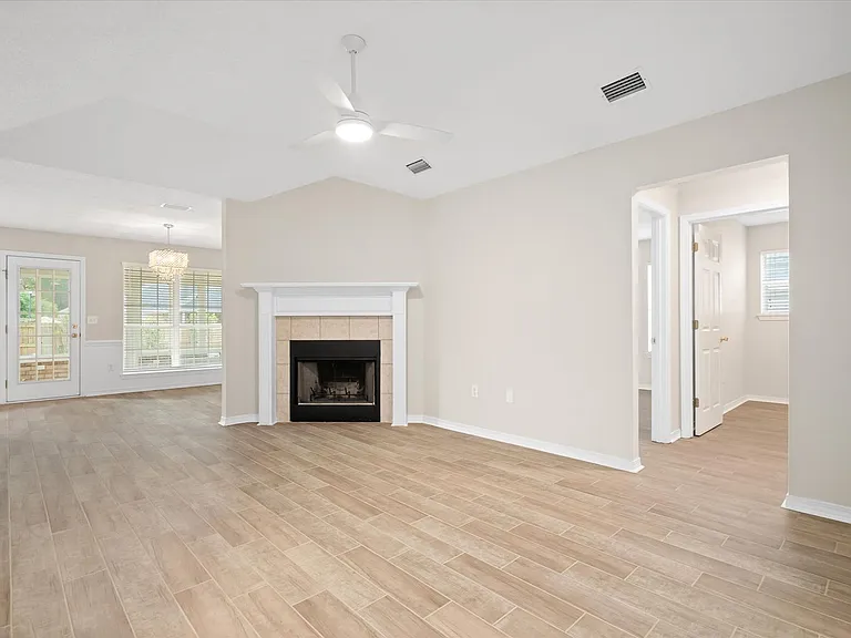 8218 Edgewood Dr — Photo 2