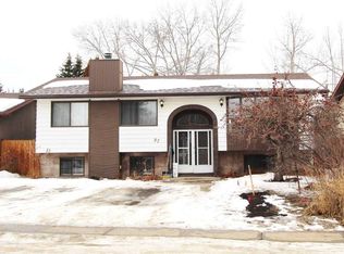 97 E Cunningham Cres, Red Deer, AB T4P 2S2