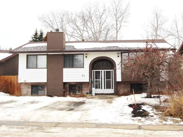 97 E Cunningham Cres, Red Deer, AB T4P 2S2