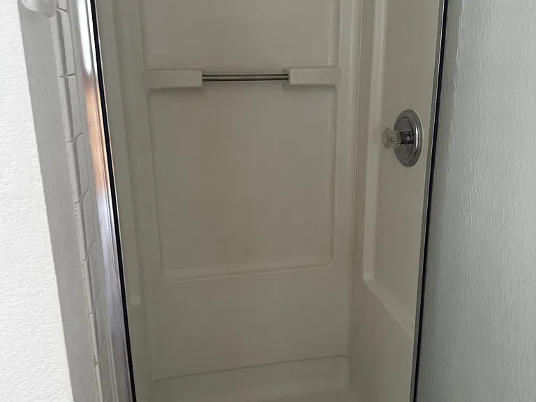 504 Leeward Dr NW — Photo 13