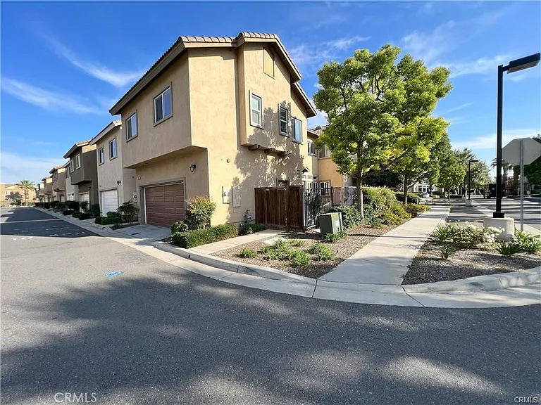 4996 Arborwood Ln — Photo 36