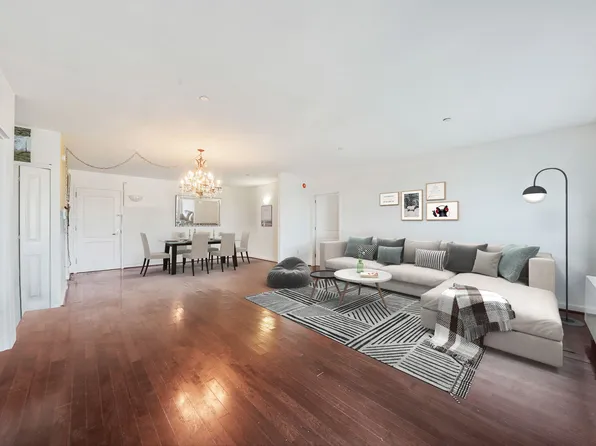 136 Beach 117th Street 608 image 3 of 39