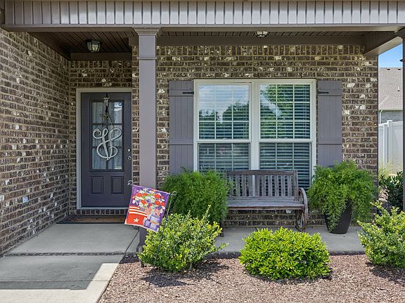 5th image of 2426 Telford Ln