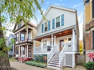 1919 W Roscoe St, Chicago, IL 60657