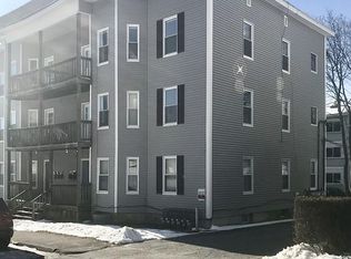 9 Dupont St APT 3, Worcester, MA 01604