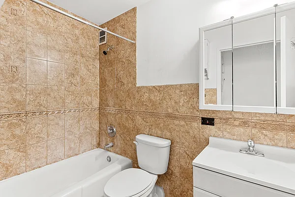 Rented by Compass | media 5