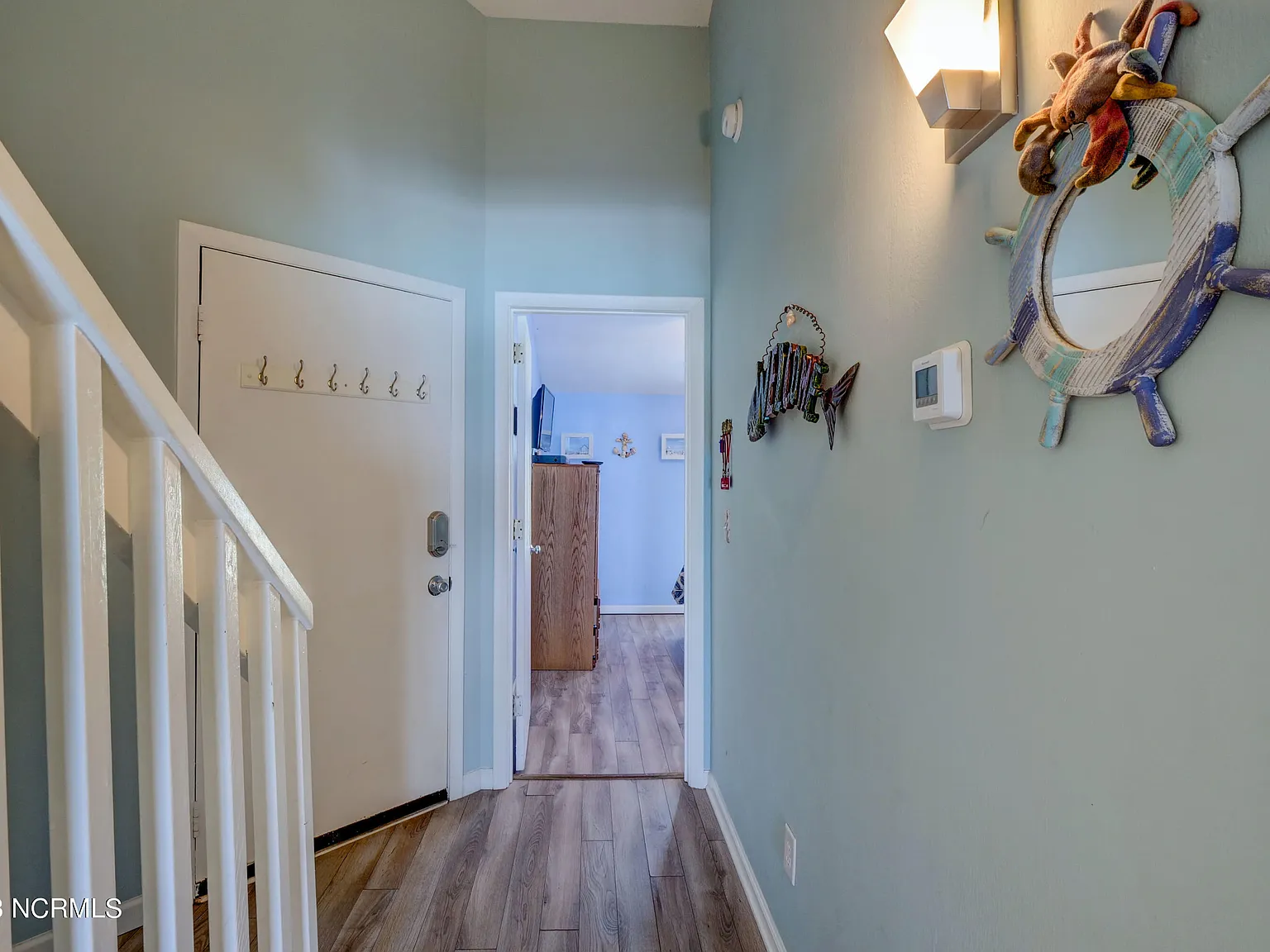 1 bed, 1.5 bath, 942 sqft, $1,500 — Photo 3